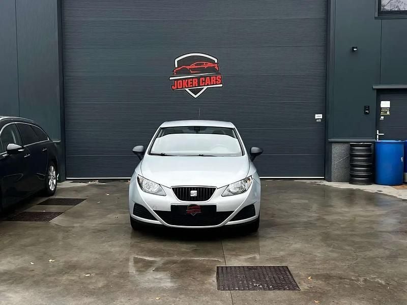 Gris Occasion 2011 Seat Ibiza Berline | 3 450 € (Super prix) - Image 1/4