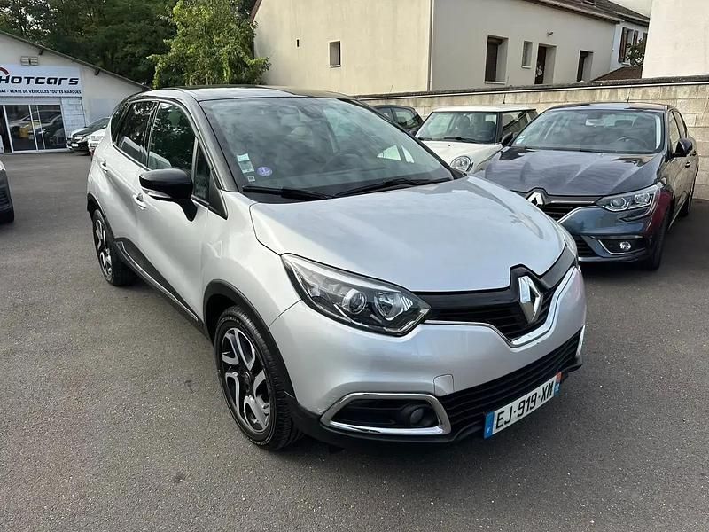 Gris Utilisé 2017 Renault Captur Intens SUV | 8 990 € (Super prix) - Image 1/4