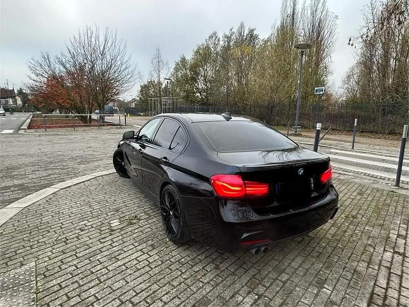 Occasion 2015 BMW 330 M Sport Berline | 22 490 € (Prix cher) - Image 1/4