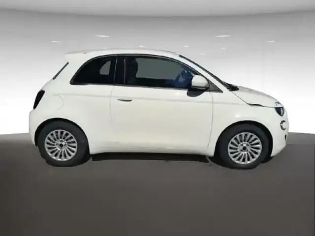 Occasion Fiat 500e Action 69 kW (95 ch) 2023 Blanc Citadine