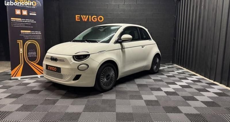 Utilisé 2024 Fiat 500e Citadine | 15 990 € (Prix juste) - Image 1/4