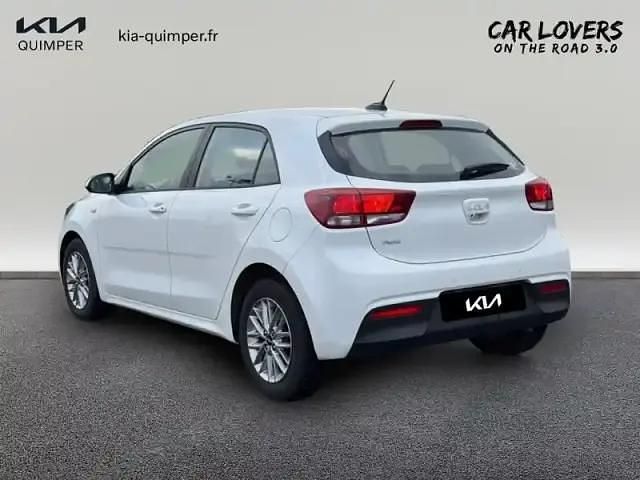 Occasion Kia Rio 2023 Blanc Berline