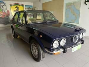 Bleu Occasion 1979 Alfa Romeo Alfetta Berline | 25 000 € - Image 1/4