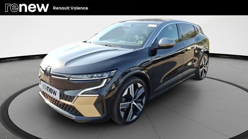 Noir Utilisé 2023 Renault Mégane Iconic Berline | 28 140 € (Prix juste) - Image 1/4