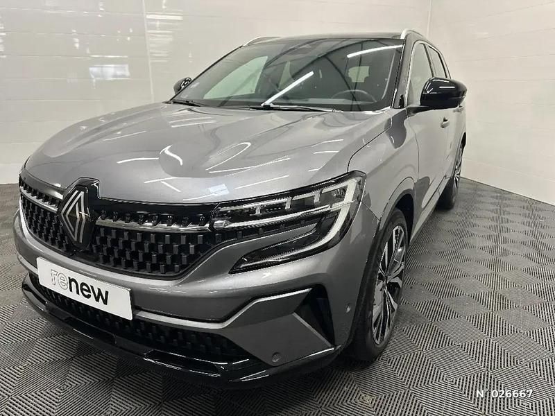 Gris Utilisé 2022 Renault Austral Iconic SUV | 33 990 € (Prix juste) - Image 1/4