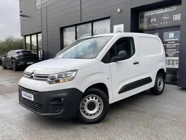 Blanc Occasion 2021 Citroën Berlingo Monospace | 16 990 € - Image 1/4