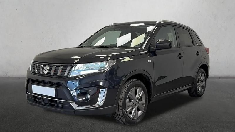 Noir Utilisé 2021 Suzuki Vitara Style SUV | 19 990 € (Prix juste) - Image 1/4