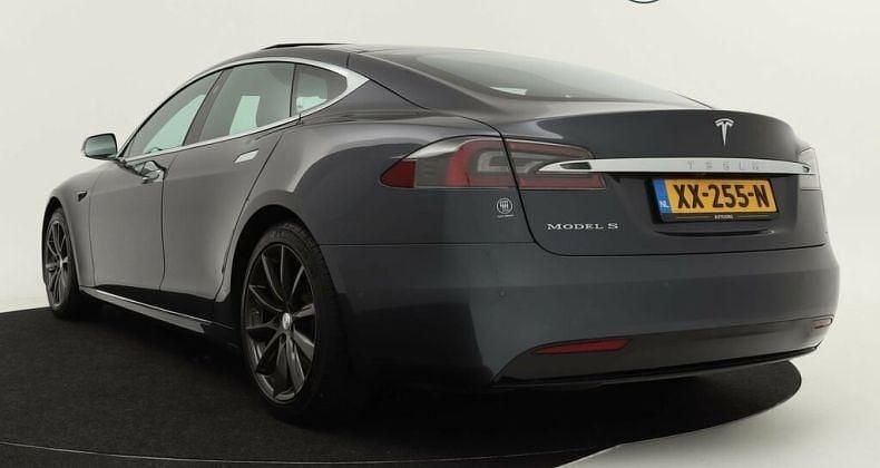 Occasion 2000 Tesla Model S Citadine | 78 000 € - Image 1/4