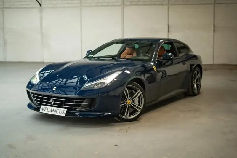 Bleu Utilisé 2017 Ferrari GTC4Lusso Coupé | 214 900 € (Prix juste) - Image 1/4