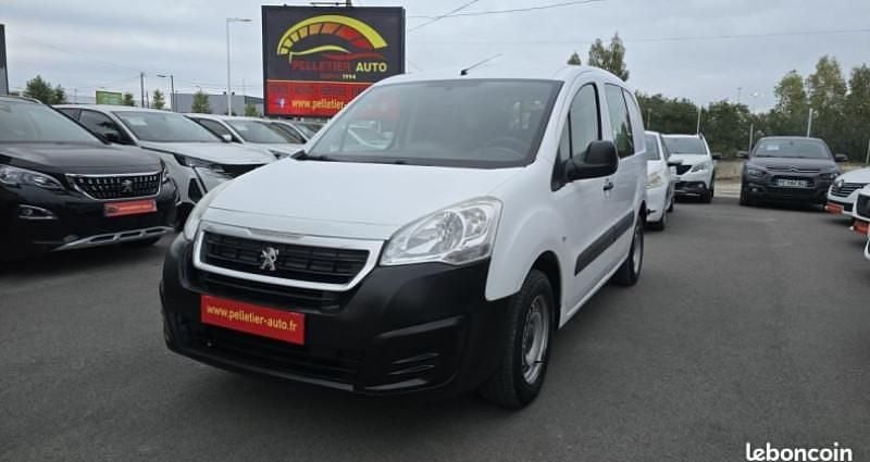 Blanc Utilisé 2017 Peugeot Partner Premium Van | 10 800 € (Prix cher) - Image 1/4