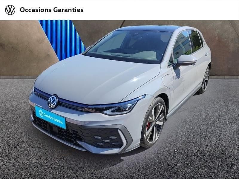 Gris lunaire Occasion 2025 VW Golf VIII GTE Berline | 49 900 € - Image 1/4