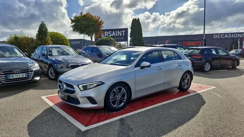 Utilisé 2019 Mercedes 200 Business Berline | 23 490 € (Prix juste) - Image 1/4