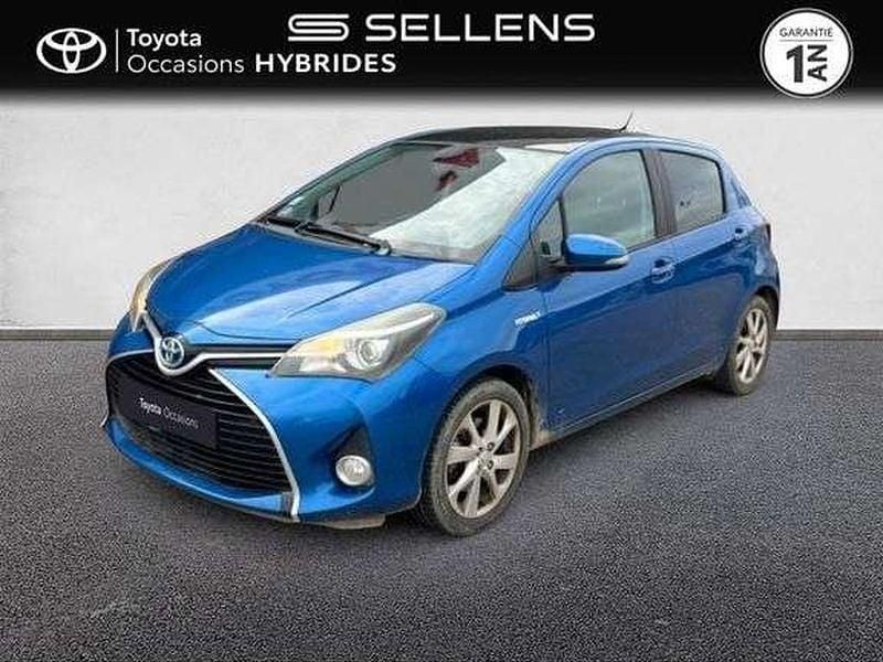 Utilisé 2015 Toyota Yaris Hybrid Berline | 12 880 € (Prix juste) - Image 1/1