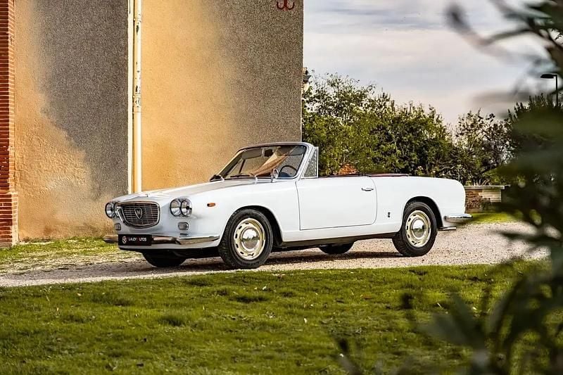 Blanc Occasion 1962 Lancia Flavia Cabriolet | 49 500 € - Image 1/4