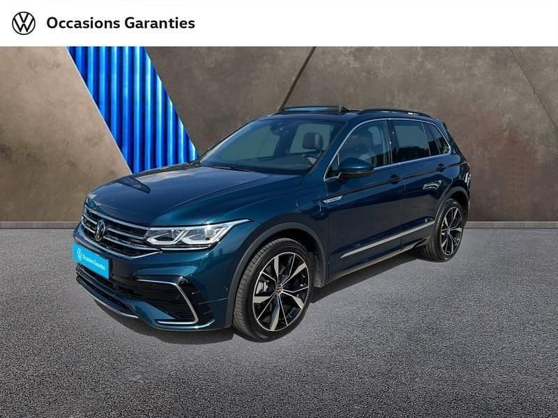 Nightshade blue métallisée Utilisé 2023 VW Tiguan R-line SUV | 37 990 € (Prix juste) - Image 1/4