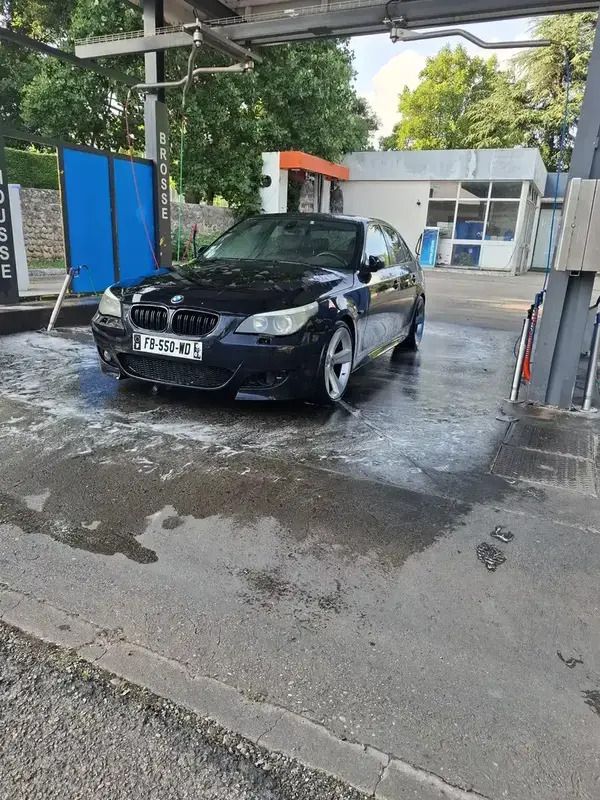 Utilisé 2005 BMW 530 Sport Line Berline | 5 999 € - Image 1/4
