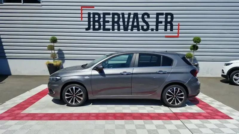 Utilisé 2020 Fiat Tipo Lounge Berline | 10 999 € (Prix juste) - Image 1/4