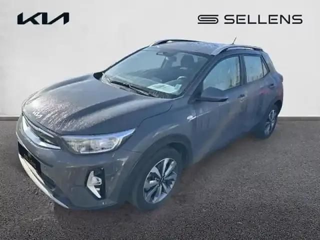Gris fonce Occasion 2021 Kia Stonic Active SUV | 15 880 € (Prix juste) - Image 1/4