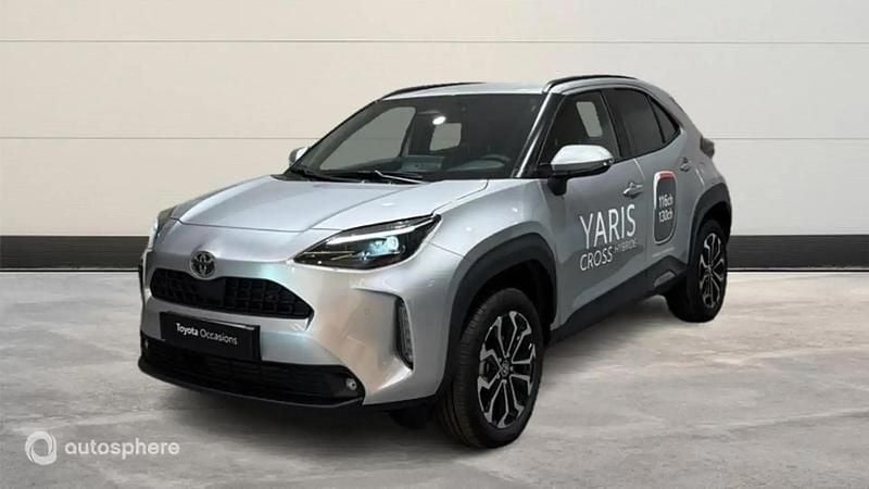 Utilisé 2025 Toyota Yaris Cross Design SUV | 28 990 € (Prix assez cher) - Image 1/4