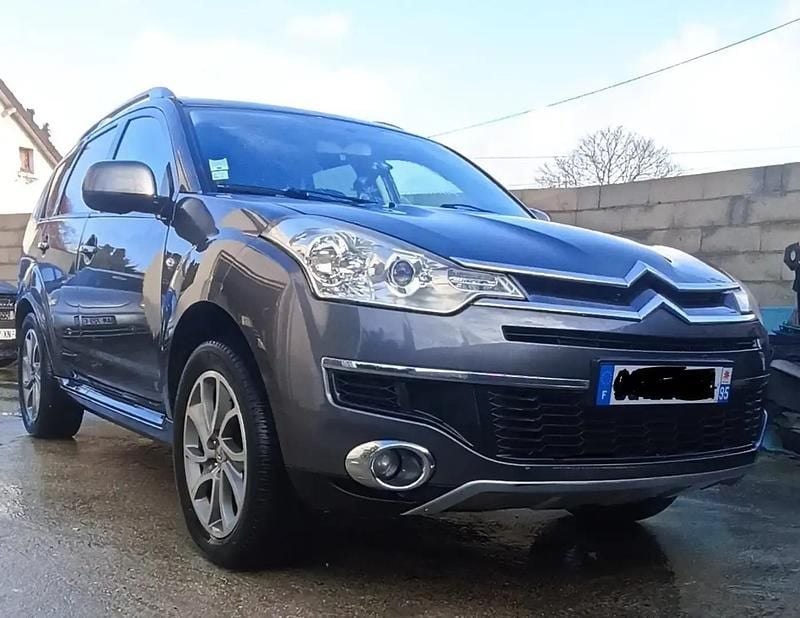 Utilisé 2008 Citroën C-Crosser Attraction SUV | 3 200 € - Image 1/4