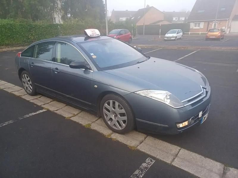 Utilisé 2007 Citroën C6 Exclusive Berline | 1 800 € - Image 1/4