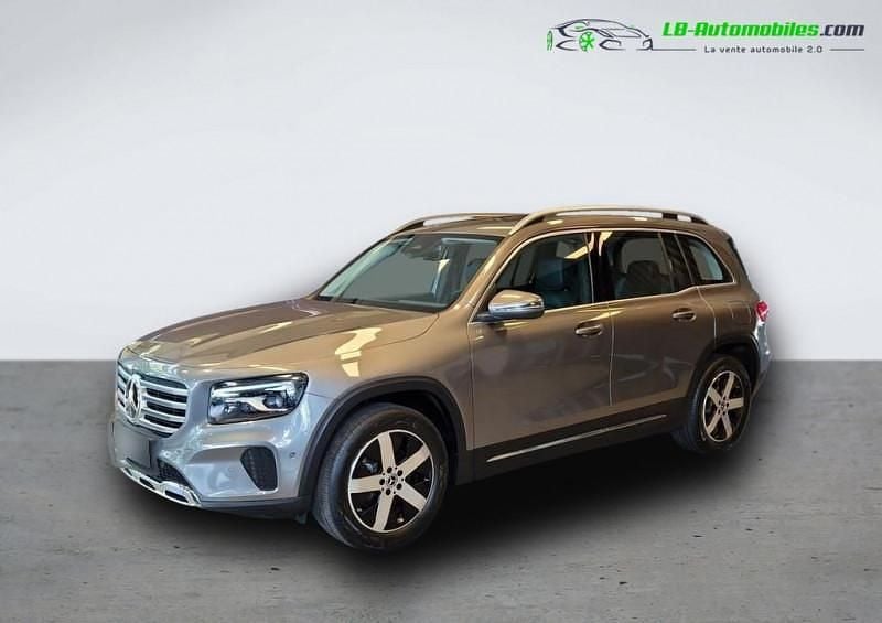 Utilisé 2024 Mercedes GLB200 SUV | 46 300 € - Image 1/4