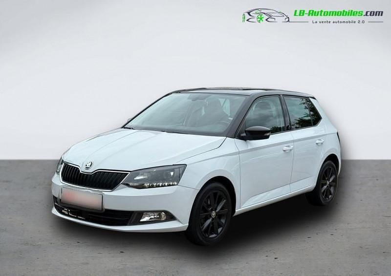 Utilisé 2015 Skoda Fabia Citadine | 16 200 € (Prix assez cher) - Image 1/4