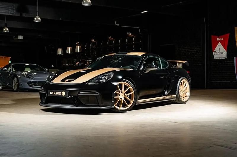 Noir Occasion 2022 Porsche 718 Cayman GT4 Coupé | 149 990 € (Prix juste) - Image 1/4