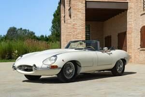 Blanc Utilisé 1968 Jaguar E-Type Cabriolet | 129 000 € - Image 1/4