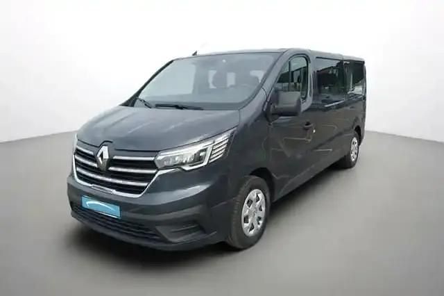 Gris comete Occasion 2022 Renault Trafic Van | 29 990 € - Image 1/4