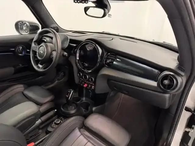 Occasion Mini Cooper S Premium Plus 181 ch (133 kW) 2022 Argenté Citadine