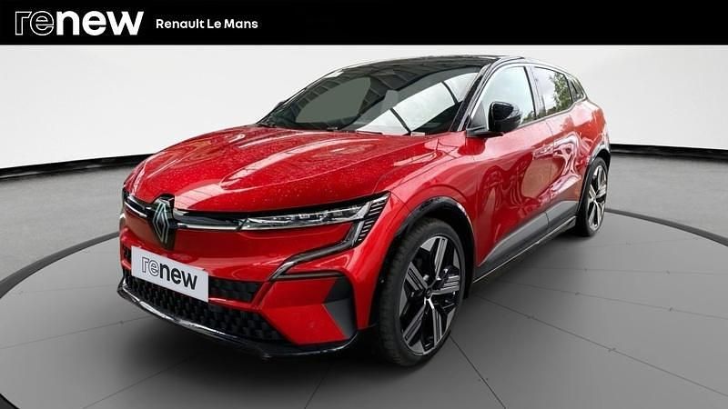 Rouge nnp noir gne Occasion 2023 Renault Megane E-Tech Iconic Berline | 26 890 € (Prix juste) - Image 1/4