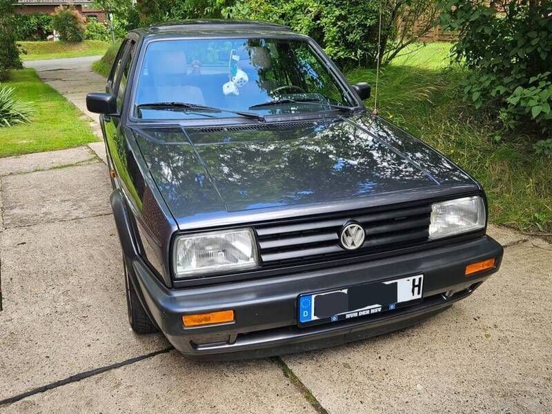 Gris Utilisé 1991 VW Jetta Berline | 4 900 € - Image 1/4