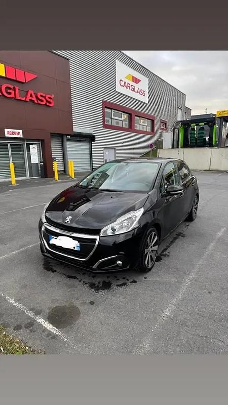 Occasion 2015 Peugeot 208 Active Citadine | 6 000 € (Prix juste) - Image 1/4