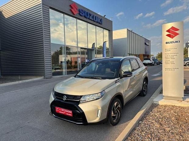 Utilisé 2024 Suzuki Vitara Style SUV | 23 990 € (Prix juste) - Image 1/4