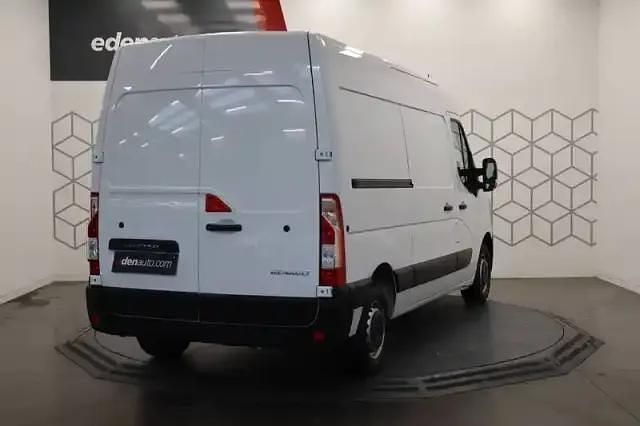 Occasion Renault Master 135 ch (99 kW) 2024 Blanc Berline