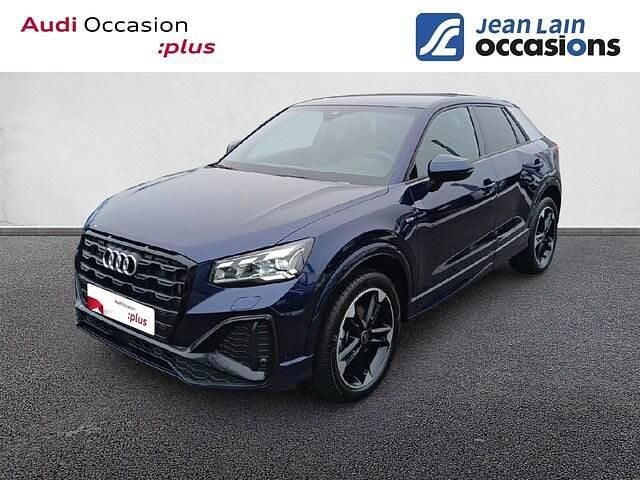 Bleu navarre métallisé Occasion 2025 Audi Q2 S-Line SUV | 36 990 € - Image 1/4