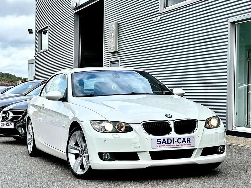 Blanc Utilisé 2008 BMW 320 Cabriolet Sport Line Cabriolet | 6 490 € - Image 1/4