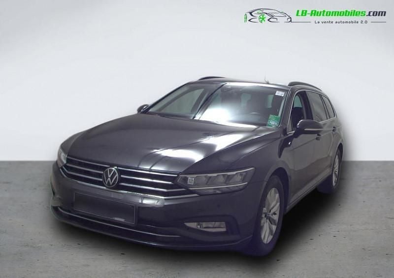 Utilisé 2023 VW Passat Break | 22 000 € (Super prix) - Image 1/4