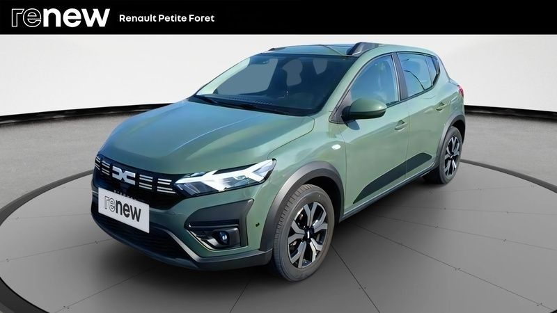 Gris Utilisé 2024 Dacia Sandero Expression Citadine | 16 499 € (Prix juste) - Image 1/4