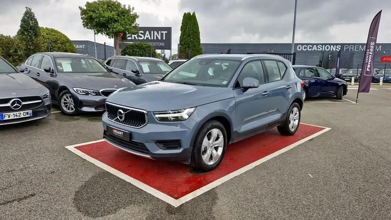 Utilisé 2020 Volvo XC40 Momentum SUV | 22 990 € (Prix juste) - Image 1/4