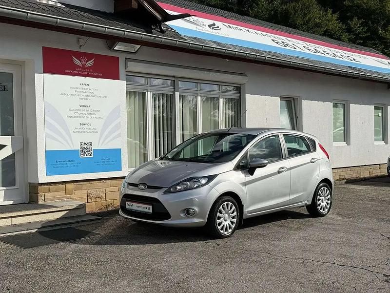 Argent Utilisé 2011 Ford Fiesta Trend Citadine | 4 499 € (Bon prix) - Image 1/4