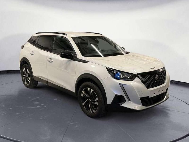 Occasion Peugeot 2008 Allure 102 ch (75 kW) 2023 Blanc SUV