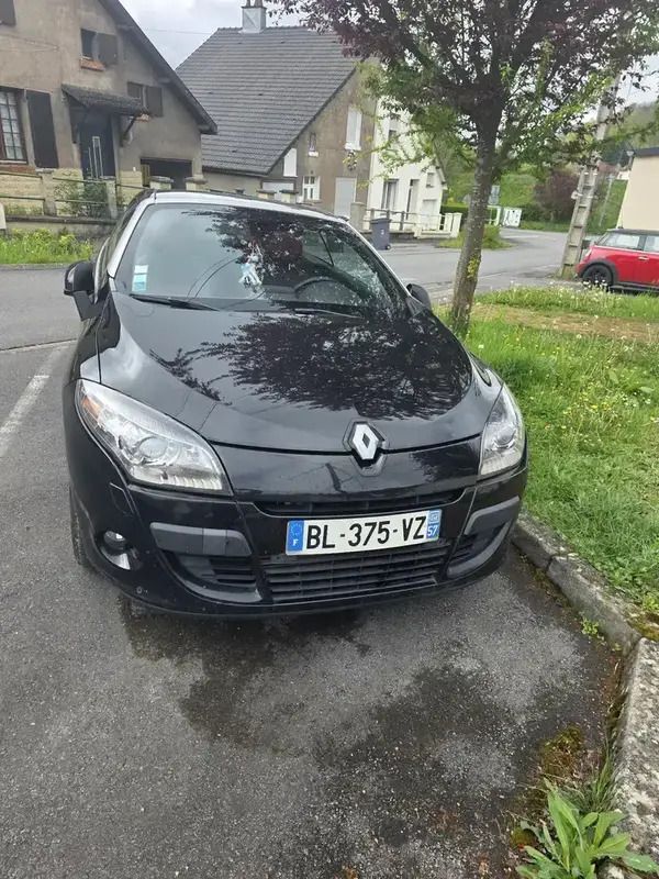 Utilisé 2011 Renault Mégane Cabriolet Cabriolet | 5 500 € - Image 1/4