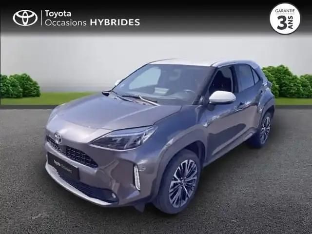 Blanc Utilisé 2022 Toyota Yaris Hybrid SUV | 21 990 € (Prix juste) - Image 1/4