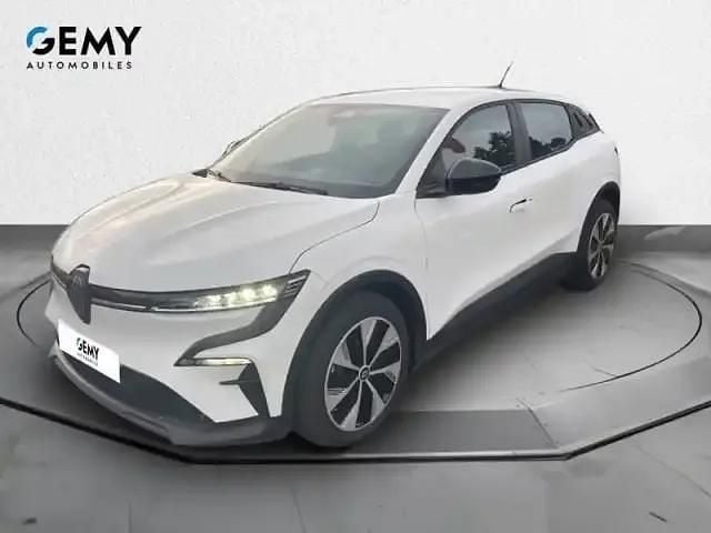 Blanc Occasion 2023 Renault Megane E-Tech Berline | 23 990 € - Image 1/4