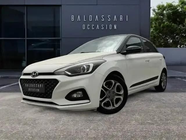Polar white / phantom black Utilisé 2020 Hyundai i20 Edition Berline | 12 990 € (Prix juste) - Image 1/3