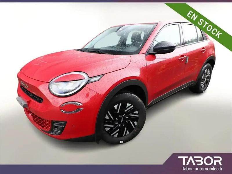 Rouge Nouvelle 2025 Fiat 600 | 21 477 € (Super prix) - Image 1/4