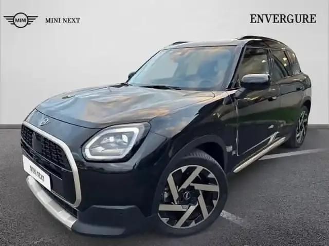 Midnight black ii Occasion 2024 Mini Countryman Favoured SUV | 39 890 € (Prix assez cher) - Image 1/4