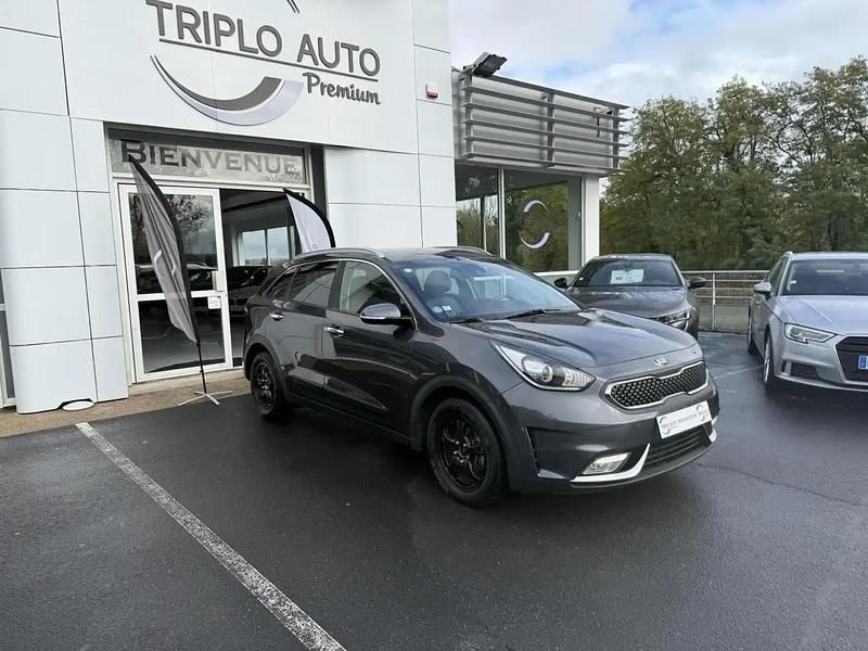 Gris Utilisé 2018 Kia Niro 4 SUV | 15 490 € (Prix juste) - Image 1/4